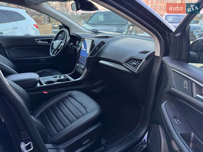 Позашляховик / Кросовер Ford Edge 2023 в Івано-Франківську