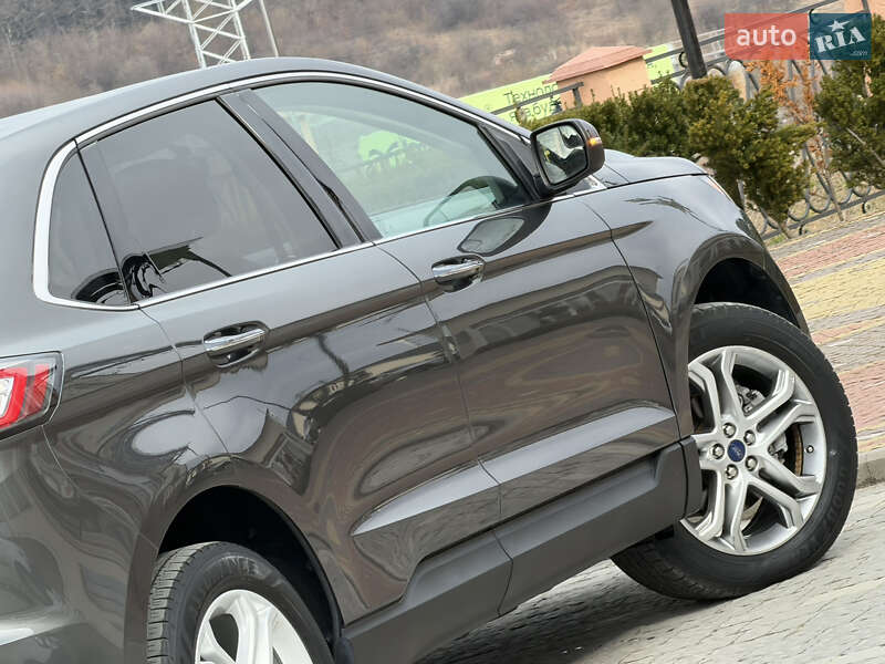 Внедорожник / Кроссовер Ford Edge 2016 в Дрогобыче