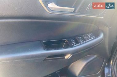 Позашляховик / Кросовер Ford Edge 2017 в Трускавці