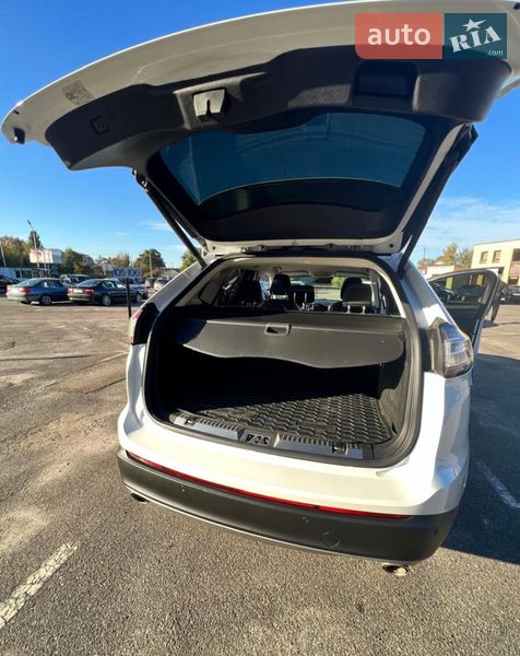 Позашляховик / Кросовер Ford Edge 2016 в Броварах