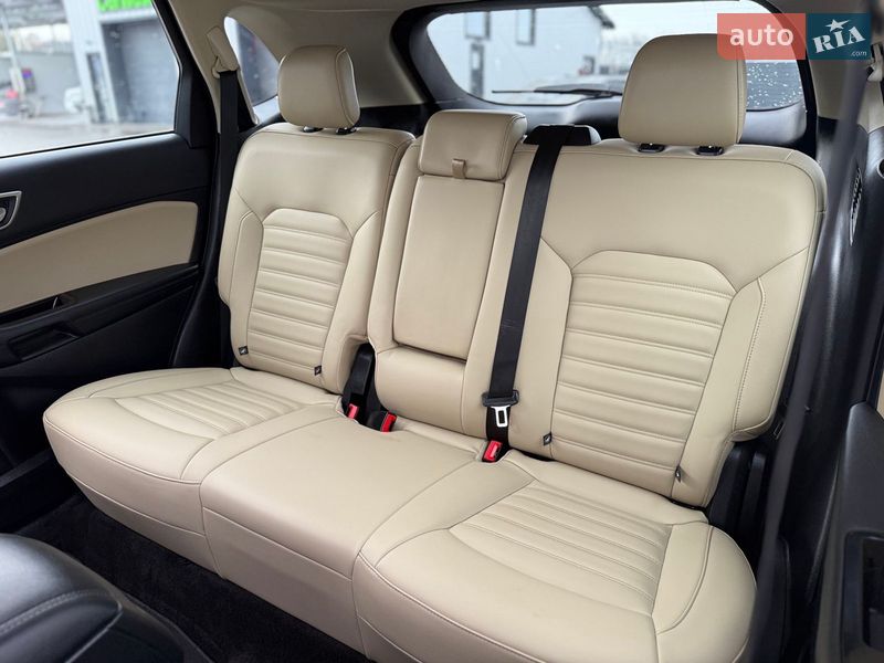 Внедорожник / Кроссовер Ford Edge 2020 в Владимире