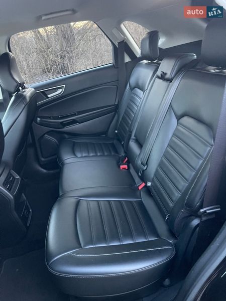 Позашляховик / Кросовер Ford Edge 2019 в Дубні
