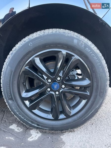 Позашляховик / Кросовер Ford Edge 2019 в Дубні