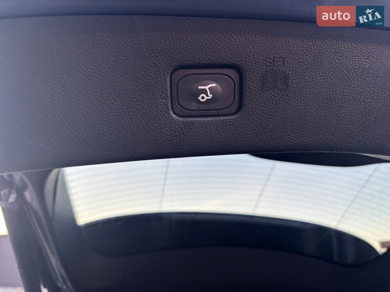 Позашляховик / Кросовер Ford Edge 2022 в Черкасах