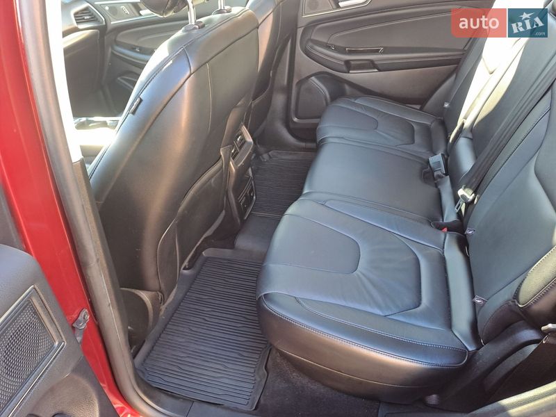 Позашляховик / Кросовер Ford Edge 2018 в Южноукраїнську