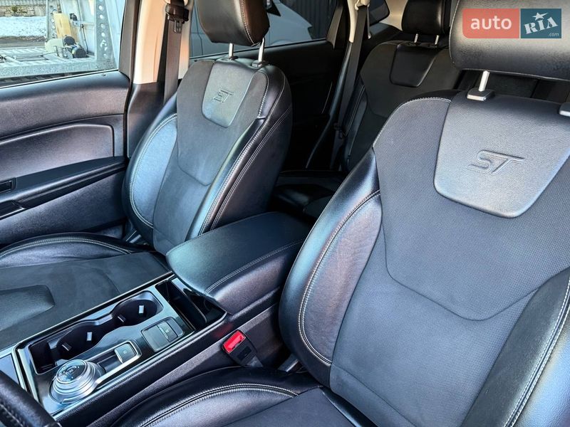 Внедорожник / Кроссовер Ford Edge 2019 в Дубно