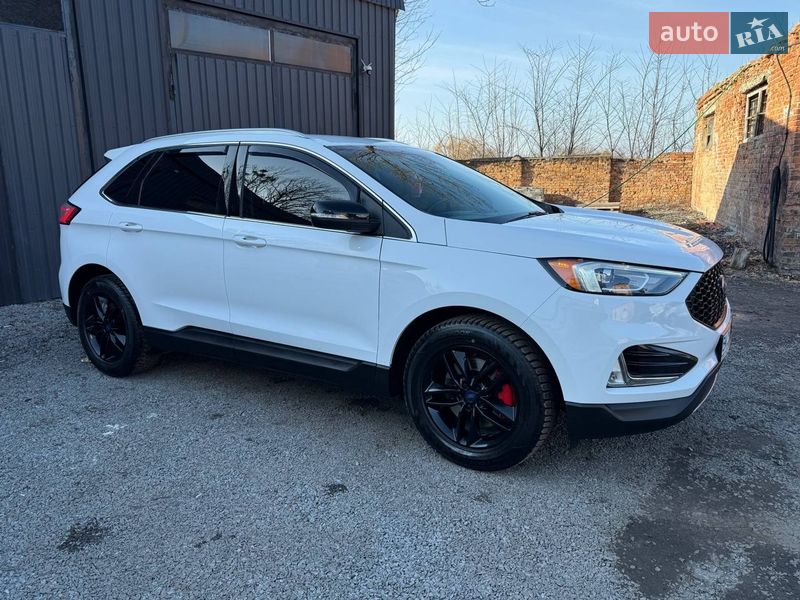 Внедорожник / Кроссовер Ford Edge 2019 в Дубно