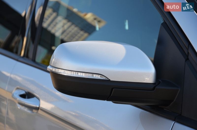 Внедорожник / Кроссовер Ford Edge 2018 в Киеве