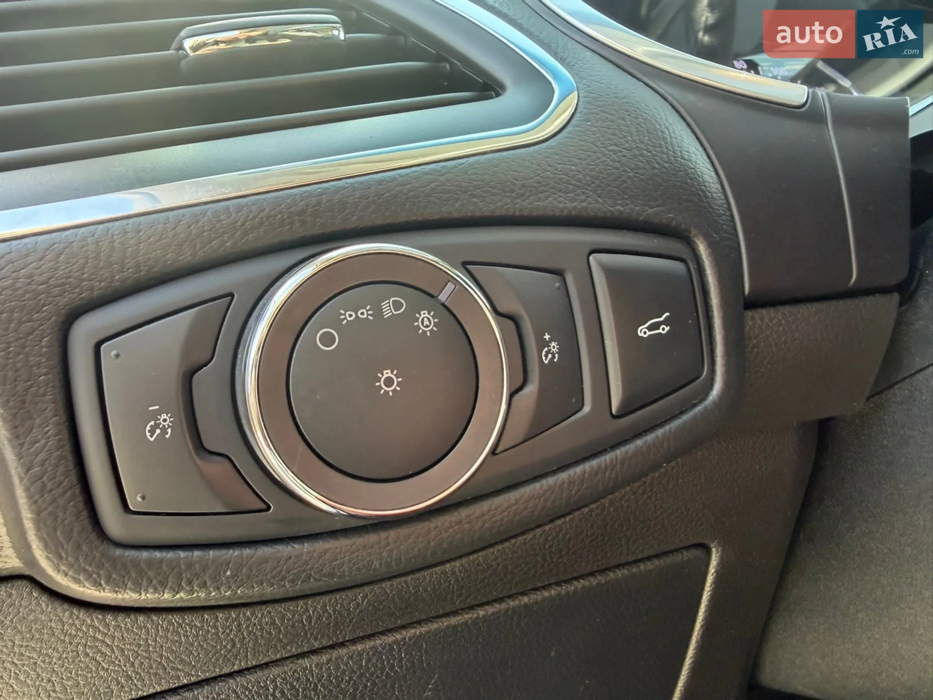 2018 Ford Edge - мініатюра 14