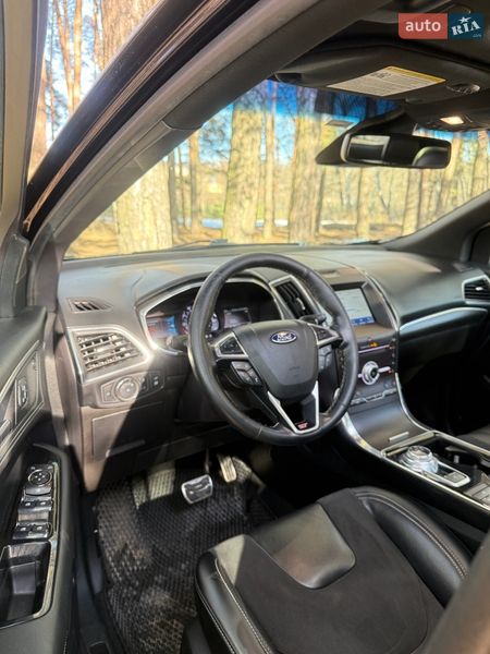 Позашляховик / Кросовер Ford Edge 2019 в Сумах