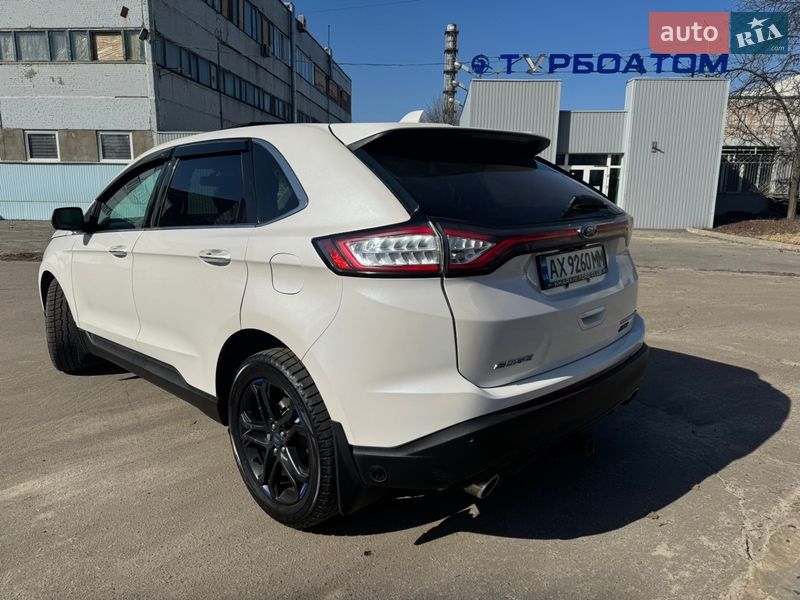 Позашляховик / Кросовер Ford Edge 2015 в Харкові