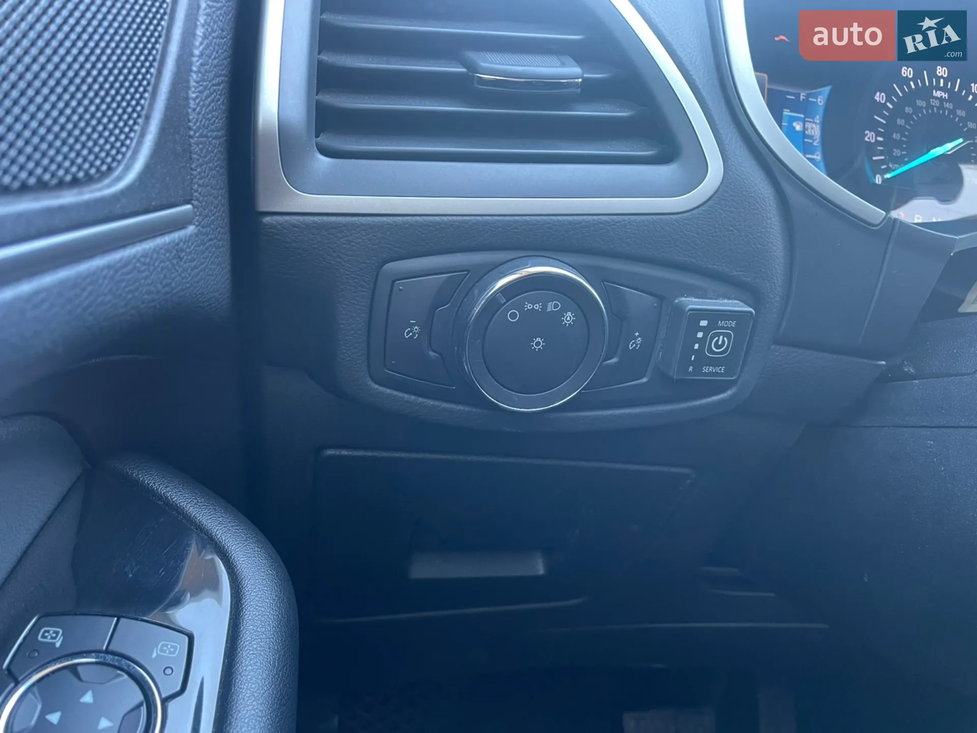 2016 Ford Edge - мініатюра 41
