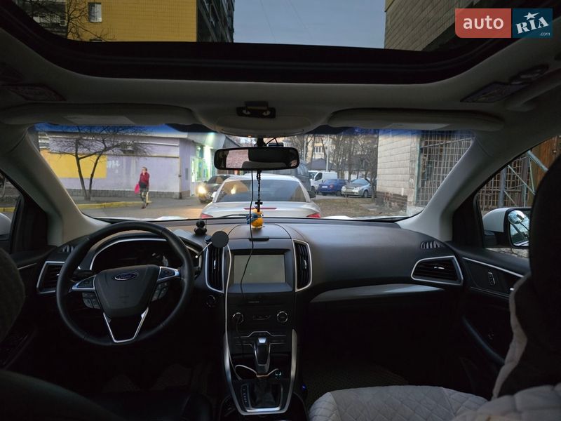 Позашляховик / Кросовер Ford Edge 2016 в Києві