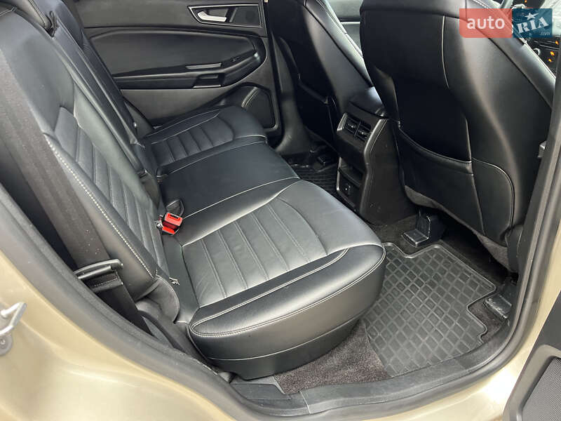 Внедорожник / Кроссовер Ford Edge 2017 в Киеве