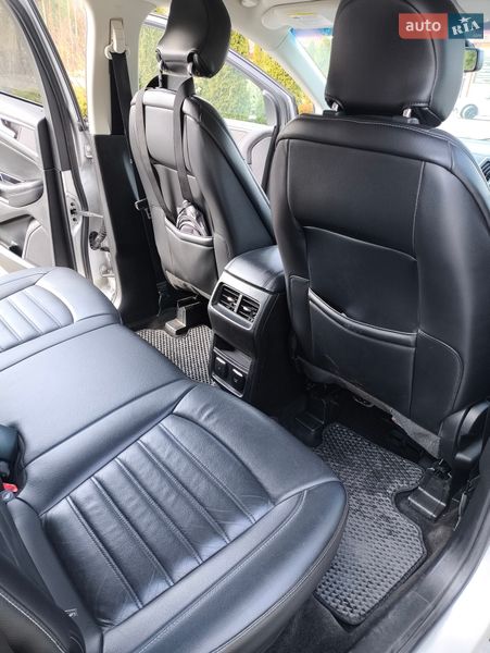 Внедорожник / Кроссовер Ford Edge 2017 в Луцке