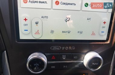 Позашляховик / Кросовер Ford Edge 2021 в Бурштині