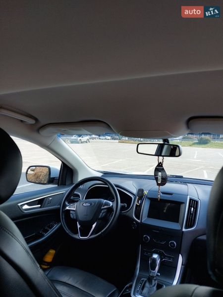 Позашляховик / Кросовер Ford Edge 2018 в Ужгороді