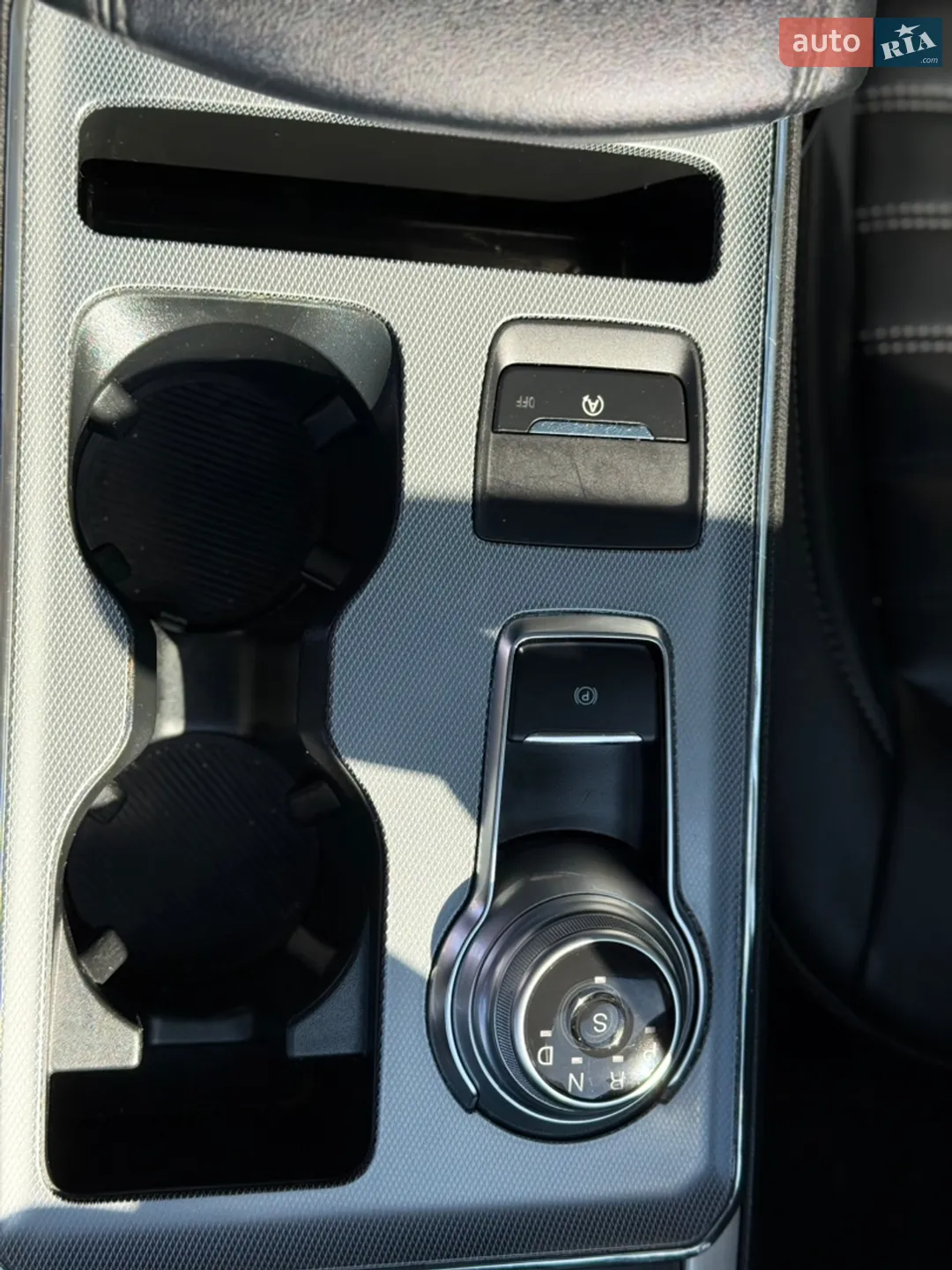 2021 Ford Edge - мініатюра 23