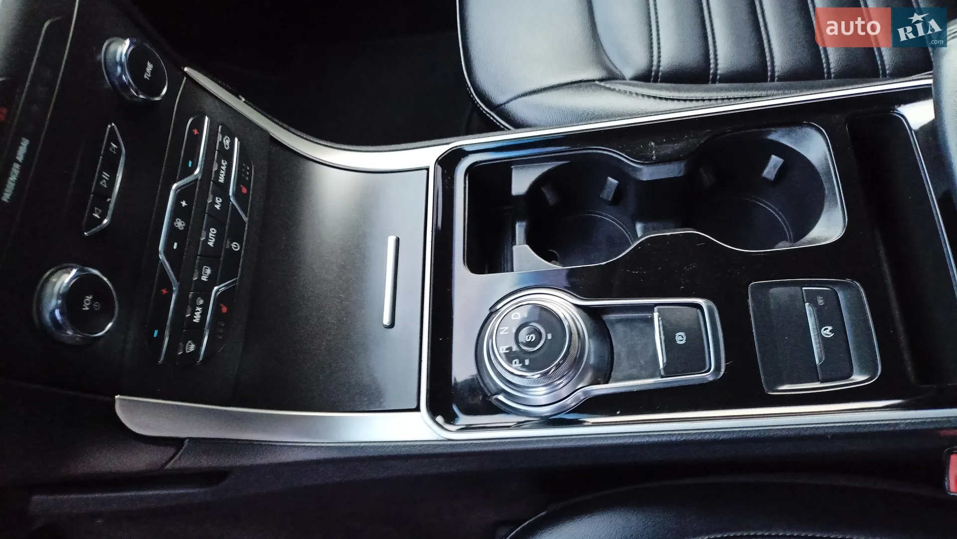 2019 Ford Edge - мініатюра 14