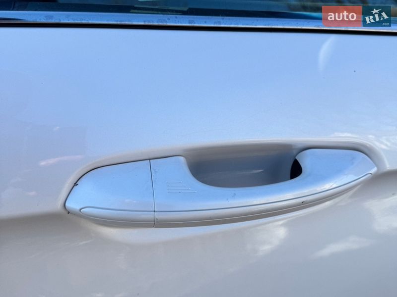 Позашляховик / Кросовер Ford Edge 2015 в Броварах