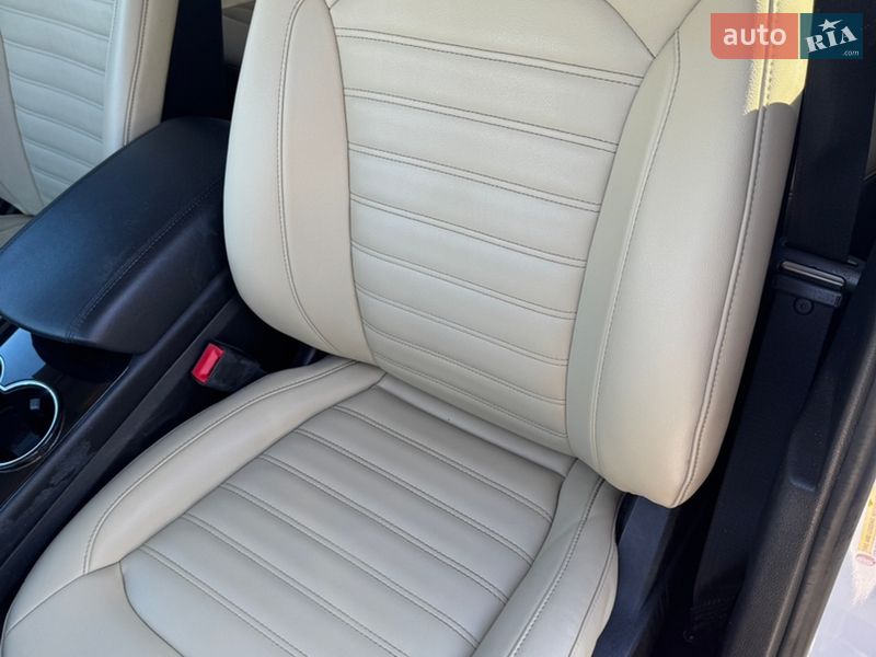 Позашляховик / Кросовер Ford Edge 2015 в Броварах