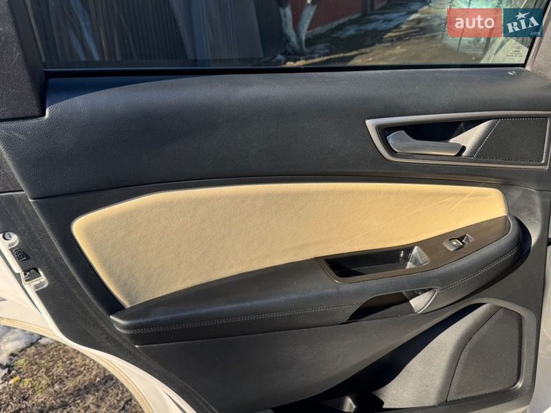 Позашляховик / Кросовер Ford Edge 2015 в Броварах