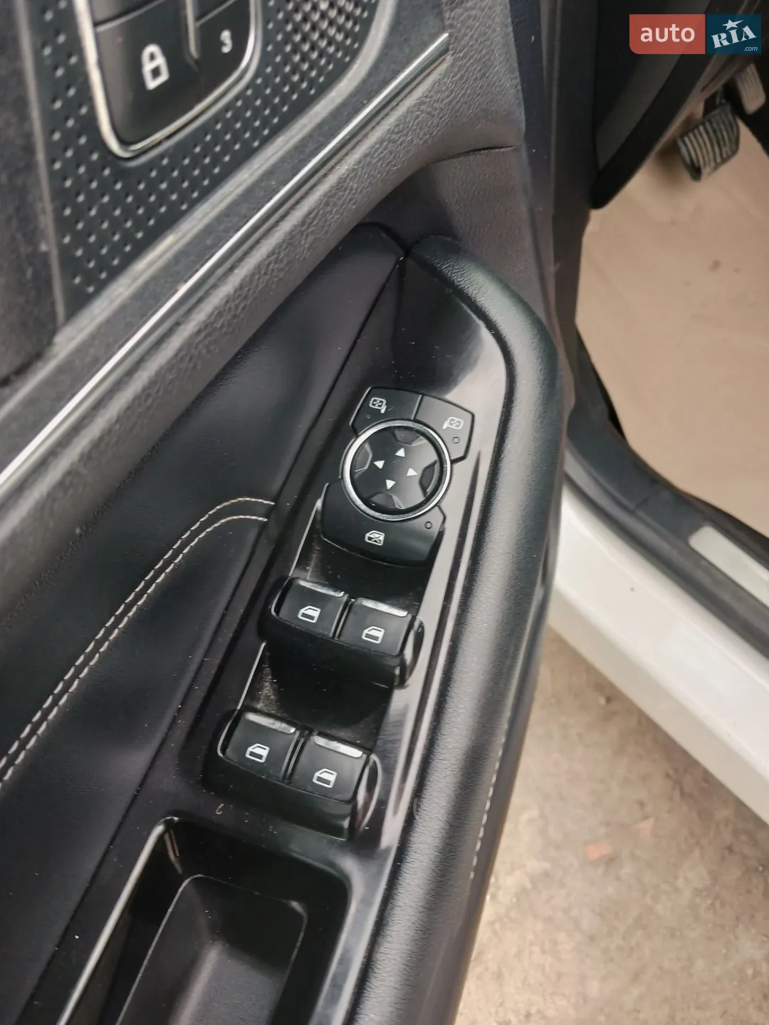 2020 Ford Edge - мініатюра 29