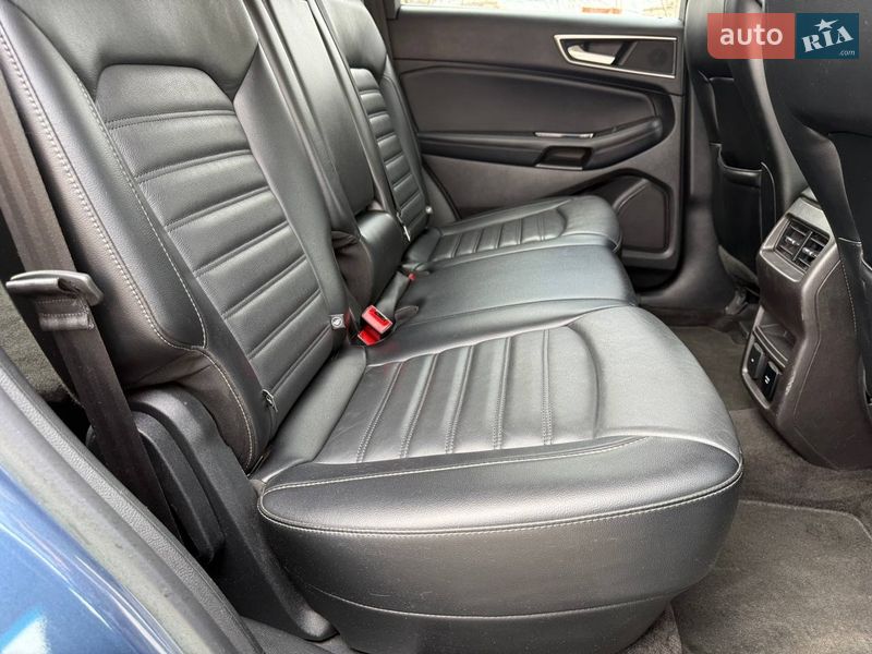 Позашляховик / Кросовер Ford Edge 2017 в Дніпрі