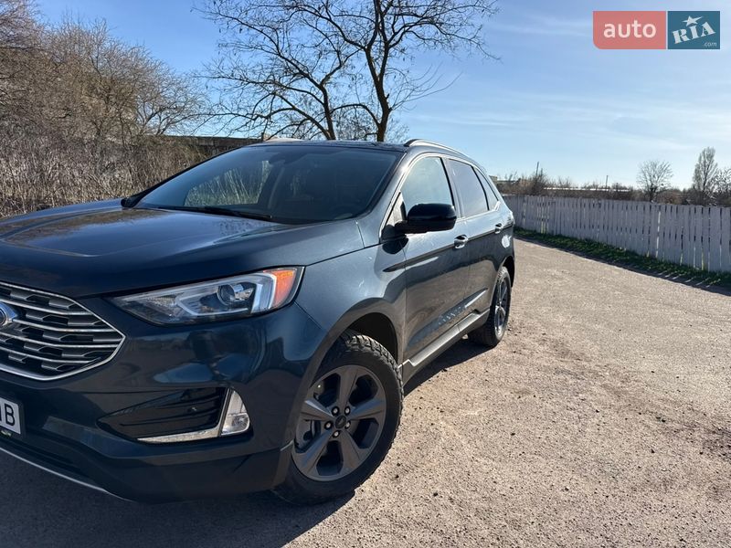 Позашляховик / Кросовер Ford Edge 2023 в Лубнах