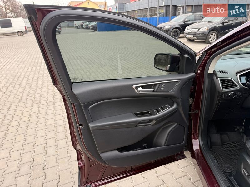 Позашляховик / Кросовер Ford Edge 2019 в Ужгороді