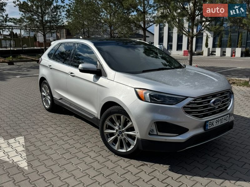 Позашляховик / Кросовер Ford Edge 2018 в Рівному