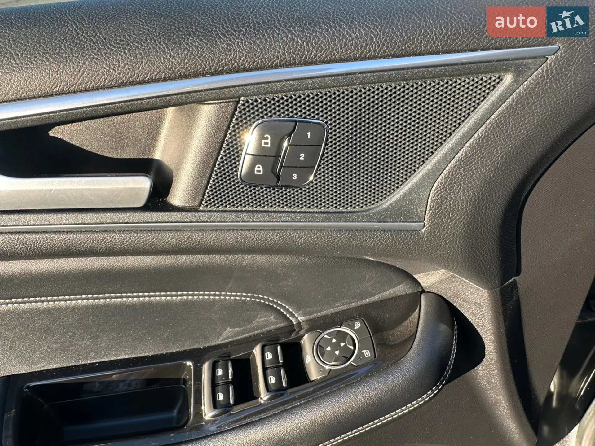 2017 Ford Edge - мініатюра 25