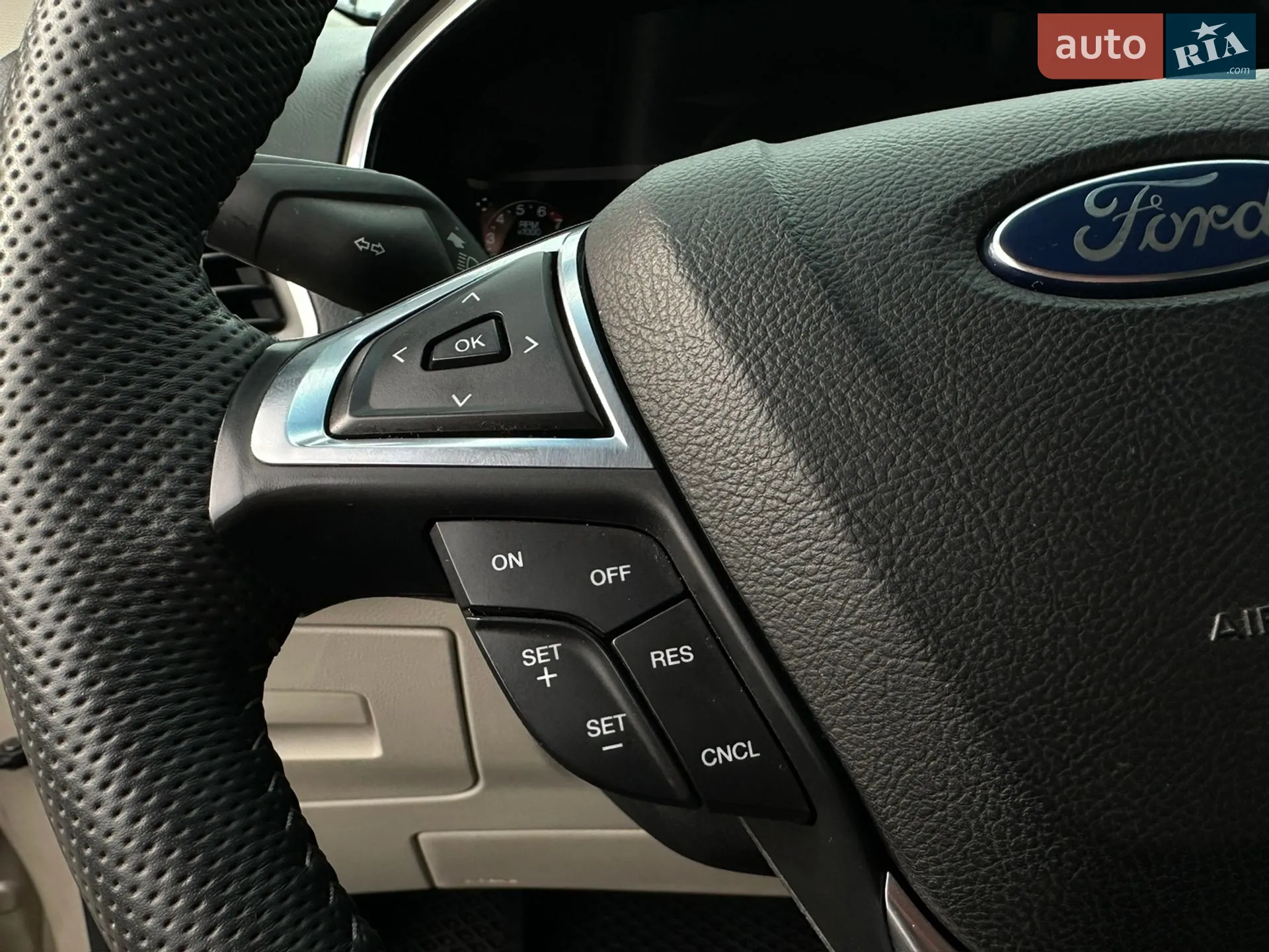 2017 Ford Edge - мініатюра 23