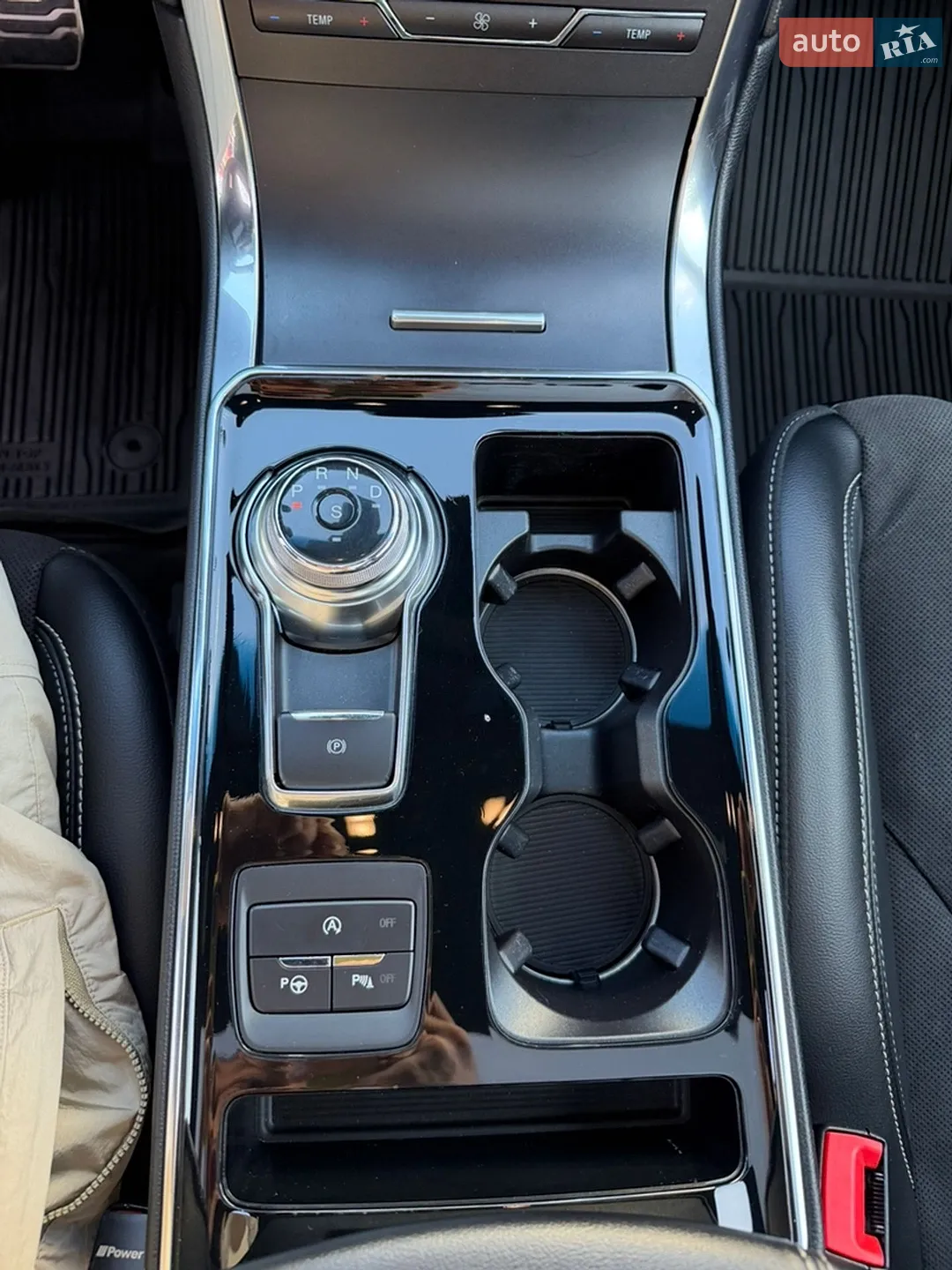 2019 Ford Edge - мініатюра 10