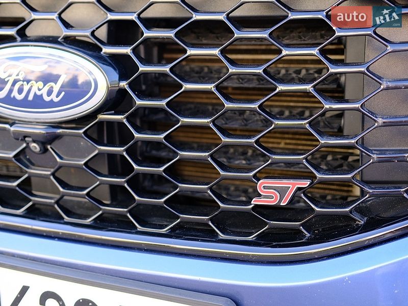Внедорожник / Кроссовер Ford Edge 2019 в Сумах