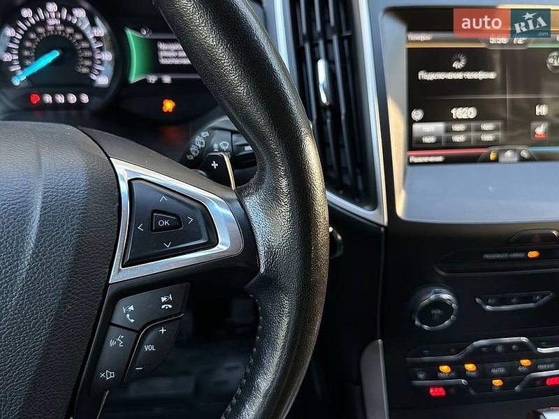 Позашляховик / Кросовер Ford Edge 2015 в Черкасах