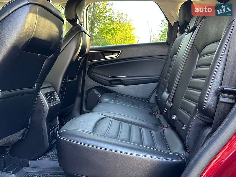 Позашляховик / Кросовер Ford Edge 2015 в Черкасах