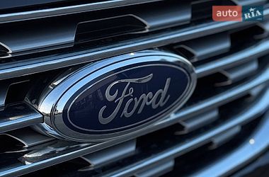Внедорожник / Кроссовер Ford Edge 2020 в Стрые