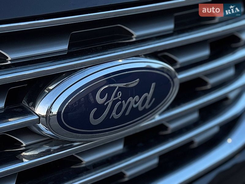 Внедорожник / Кроссовер Ford Edge 2020 в Стрые