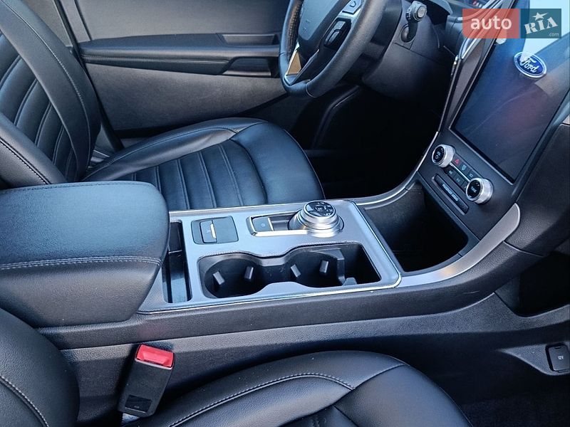 Внедорожник / Кроссовер Ford Edge 2021 в Радехове