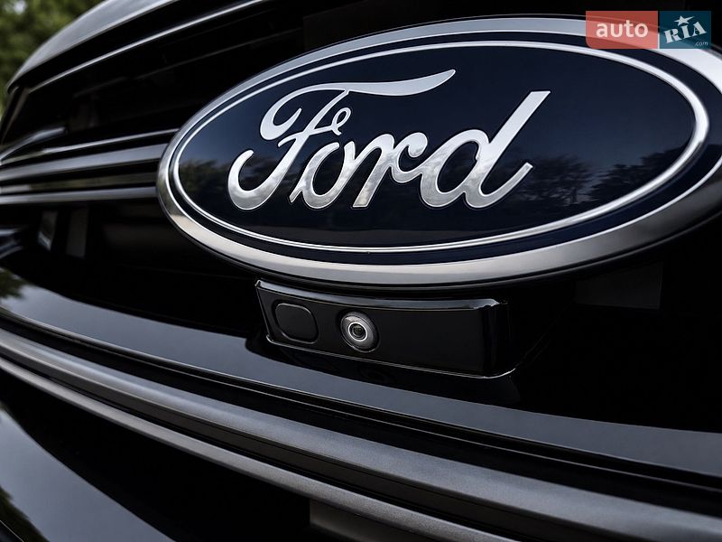 Внедорожник / Кроссовер Ford Edge 2015 в Хмельницком