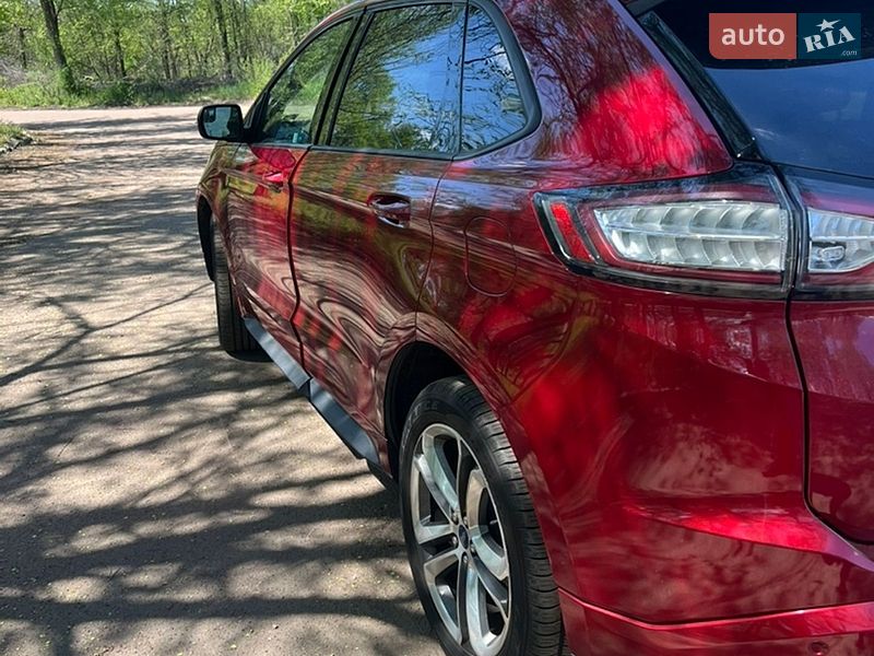 Позашляховик / Кросовер Ford Edge 2017 в Черкасах
