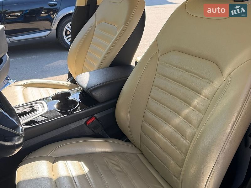 Позашляховик / Кросовер Ford Edge 2018 в Запоріжжі