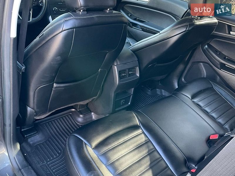 Позашляховик / Кросовер Ford Edge 2020 в Рівному