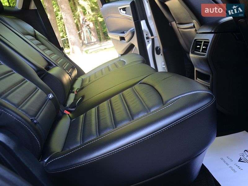 Позашляховик / Кросовер Ford Edge 2018 в Трускавці