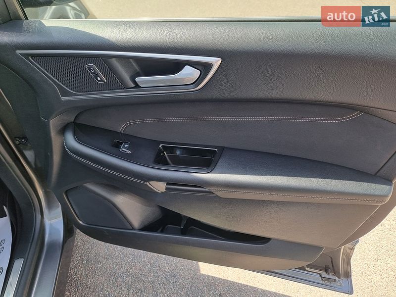 Внедорожник / Кроссовер Ford Edge 2016 в Чернигове
