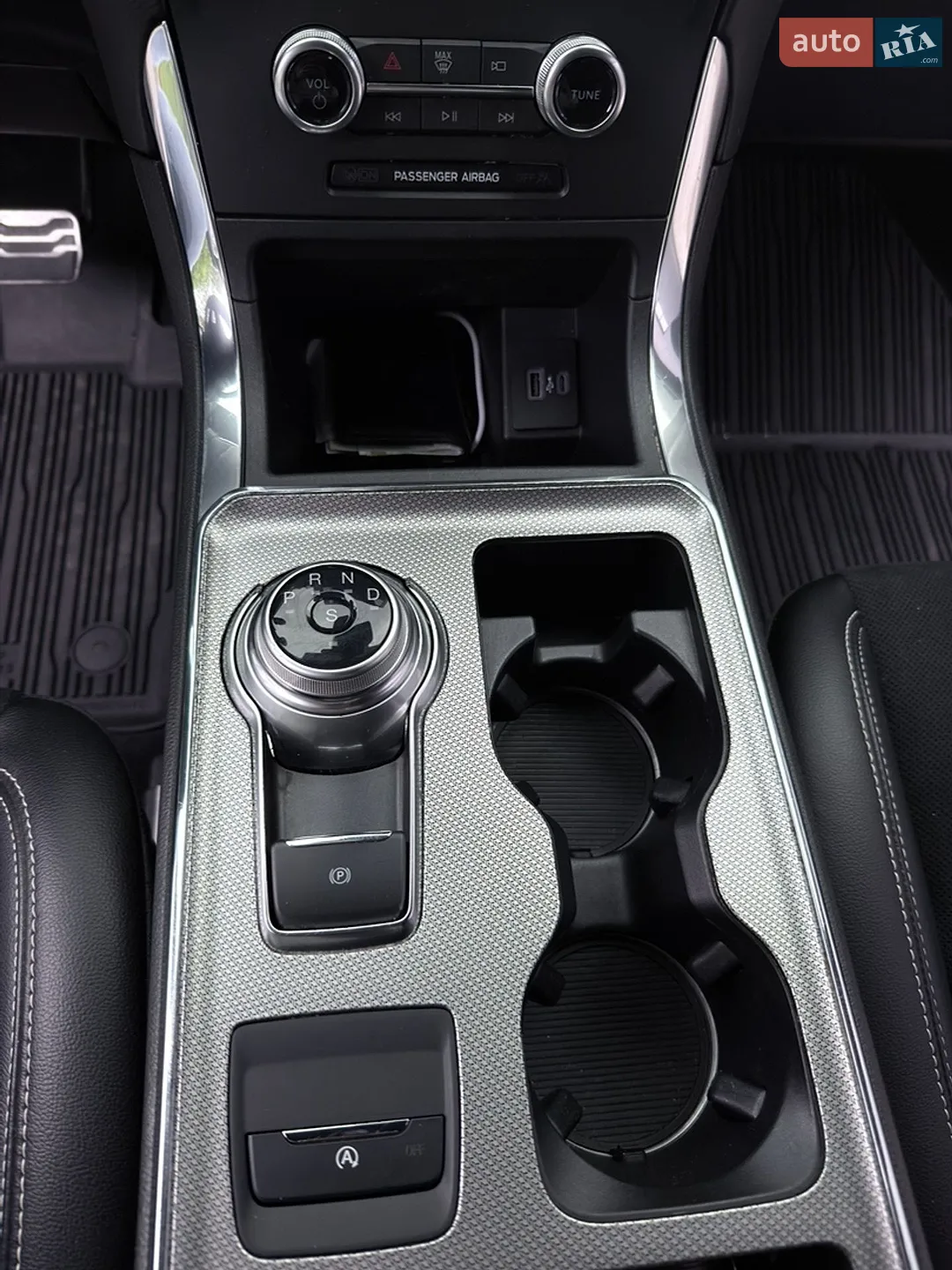2021 Ford Edge - мініатюра 19