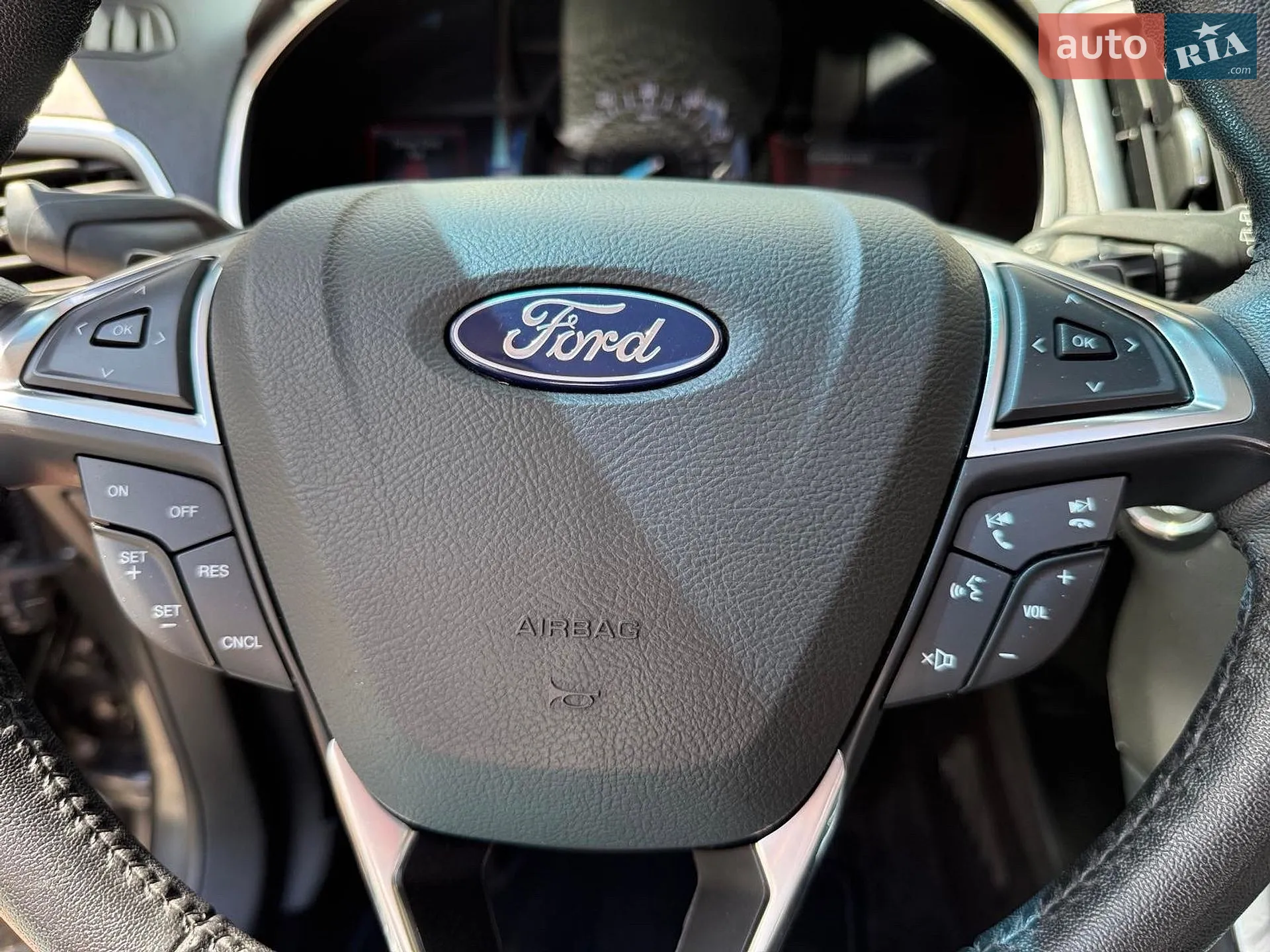 2017 Ford Edge - мініатюра 38
