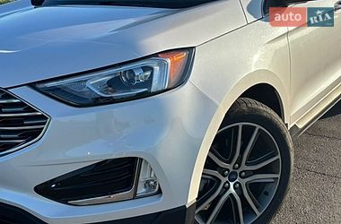Позашляховик / Кросовер Ford Edge 2019 в Олександрії