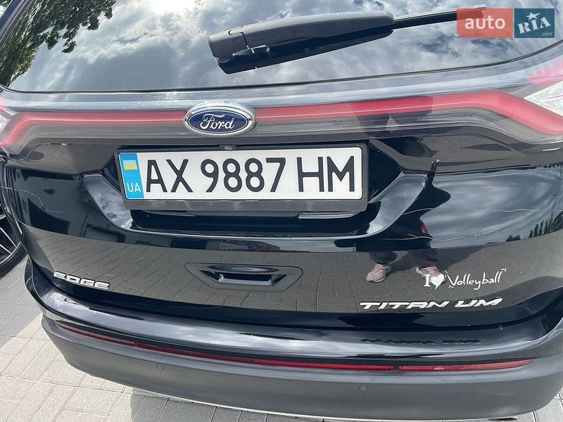 Внедорожник / Кроссовер Ford Edge 2018 в Каменец-Подольском